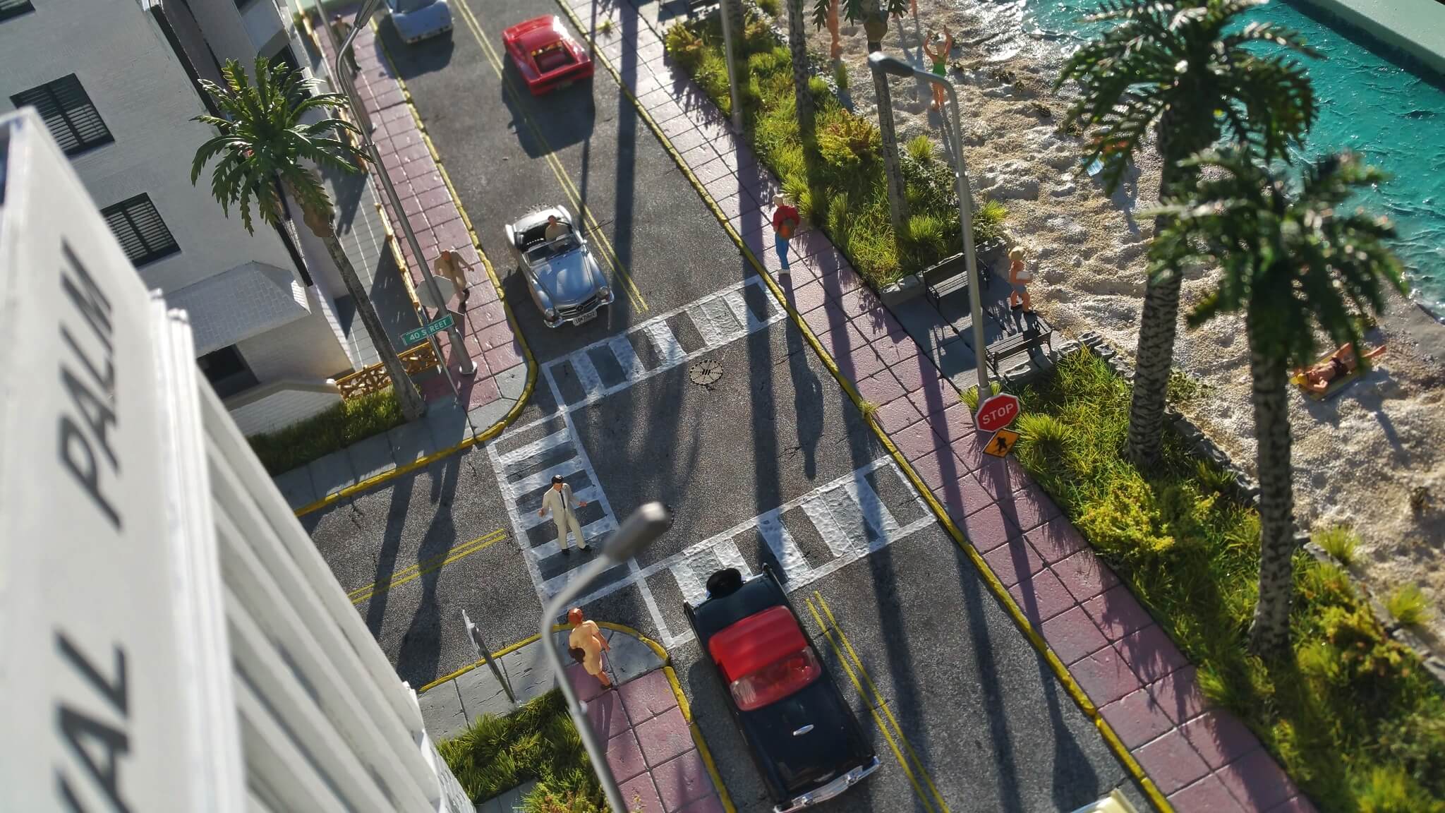 Intercetion in sunny Miami - diorama